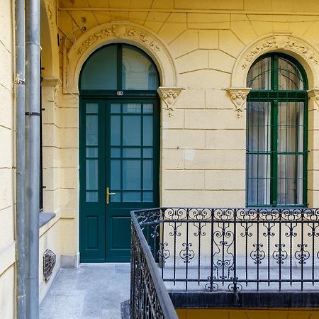 Jenny Luxury Two Bedrooms Apartment. Βουδαπέστη Εξωτερικό φωτογραφία
